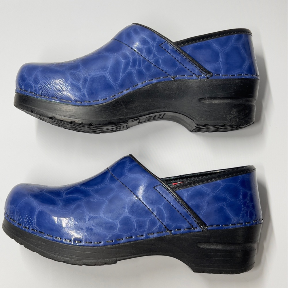 Sanita Ariana Professional Blue stapled Slip-On Work Clog Shoes EU 36 YS 5 - Picture 8 of 8